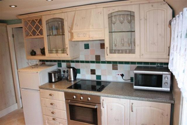 Robertsbridge Retreat At Cornhill Self Catering Apartments Quarto foto